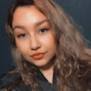 Meet your Posher, Stella